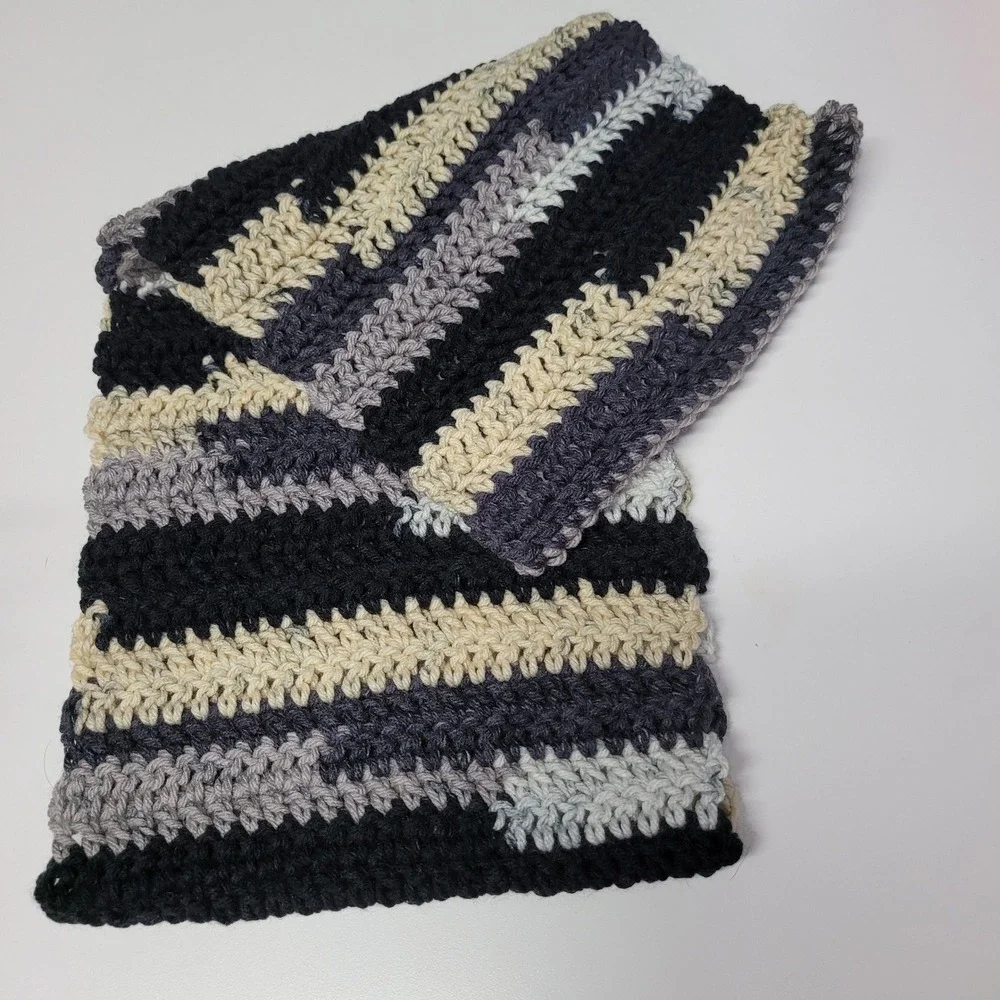 Chunky Crochet Infinity Scarf Black Cream Gray Stripes Warm Winter‎ Loop